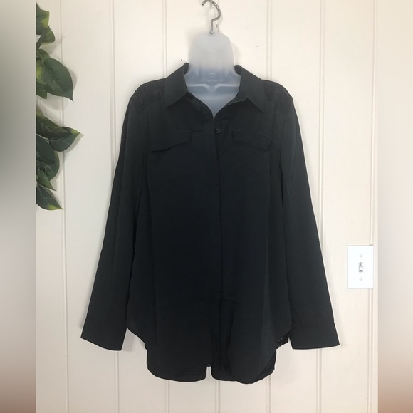 Isaac Mizrahi Black LS Buttondown Dress Blouse Lace Back & Shoulders Ladies NWOT - Picture 3 of 12